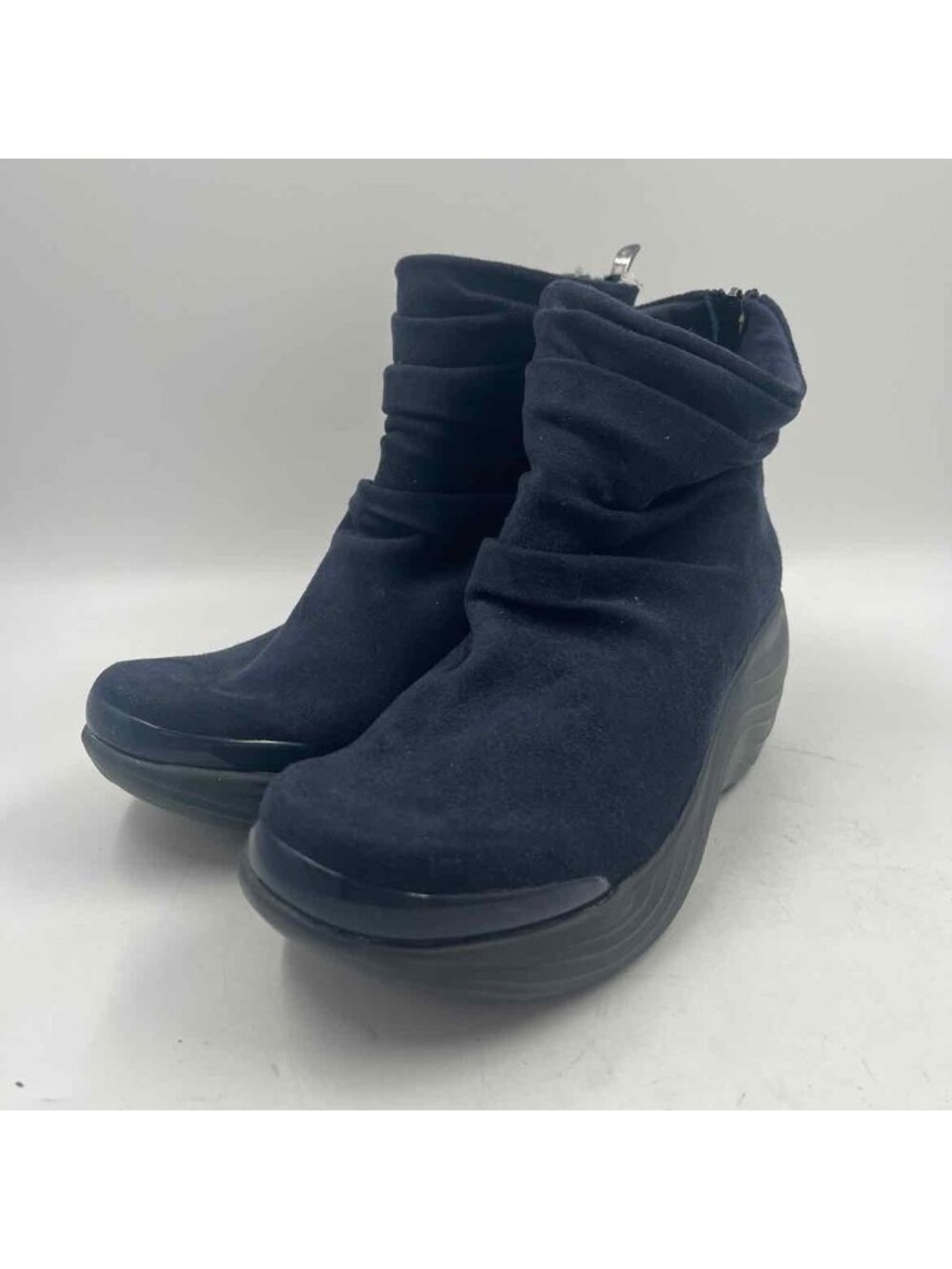 Bzees Women's Shoe Size 9W Navy Solid Boots